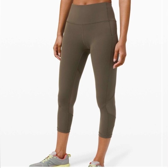Lululemon Pace Rival Crop Leggings Luxtreme 22" Dark Olive Size 6 - Picture 12 of 13